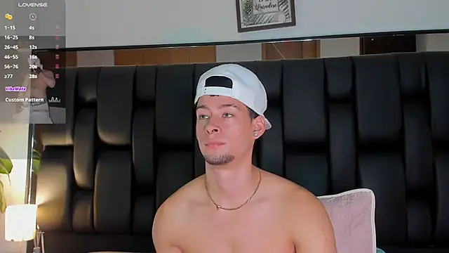 แชท XXX สดของ JadeSmiith_