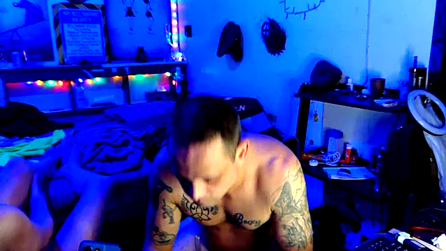 Buffshagswell's Live XXX Chat