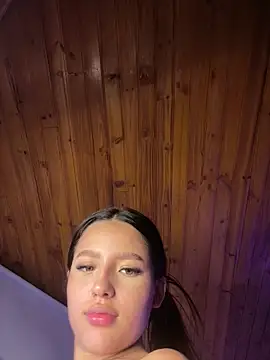 Sofia18_pinkk Live XXX-Chat