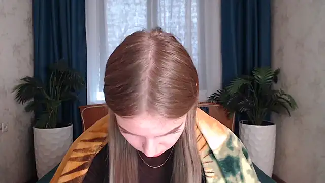 HitGyrl Adlı Modelin Canlı XXX Sohbeti