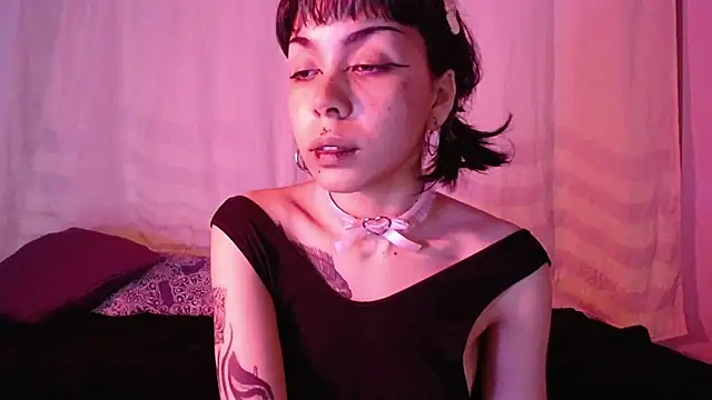 Chat XXX en directo de dark__nymph