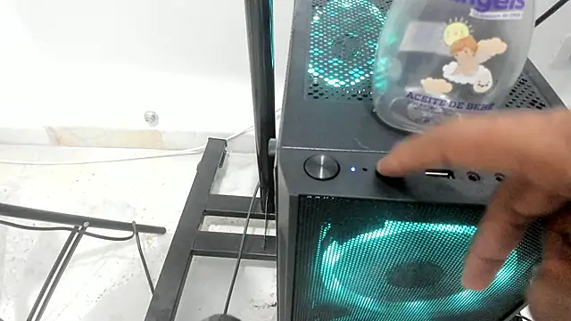 دردشة MiaLuxxi الجنسية المباشرة