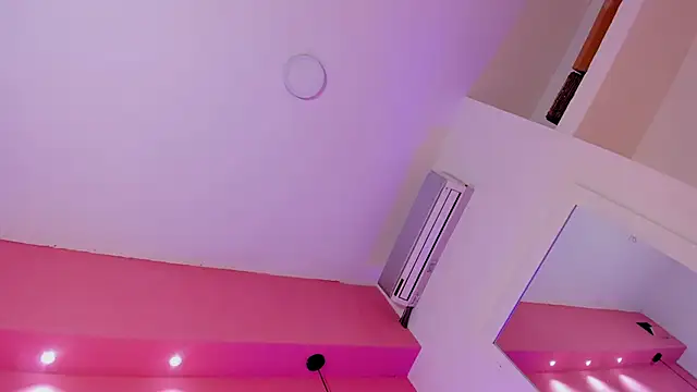 mia_collinsss Live XXX Chat