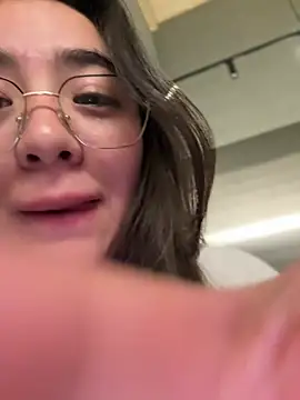 vaneelee Adlı Modelin Canlı XXX Sohbeti