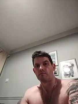 Chat XXX en directo de Hixxy_1025