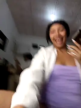 Czat XXX na żywo – My-Princess-Mia