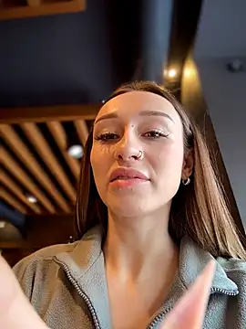 แชท XXX สดของ ElizaFi