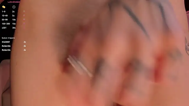 แชท XXX สดของ MarianneLane