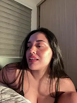 Chatroom XXX en direct de kenndall_21