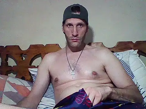 Tomy_Bulat 即時 XXX 聊天