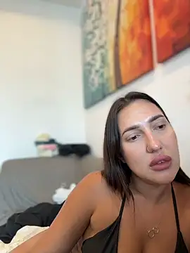 AleksandraRich Chat XXX in diretta