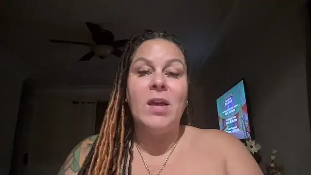 WorldsGreatestCockRater's Live XXX Chat