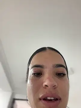 JuanitaMore01's Live XXX Chat