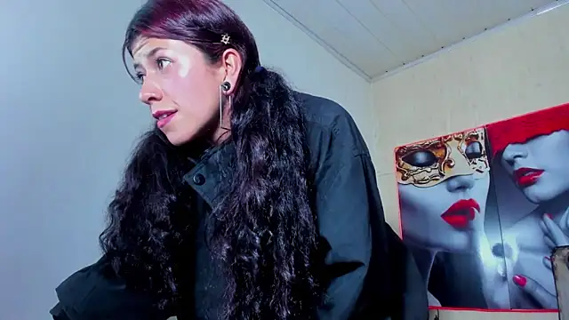 Raven_Rouge_: онлайн-секс-чат