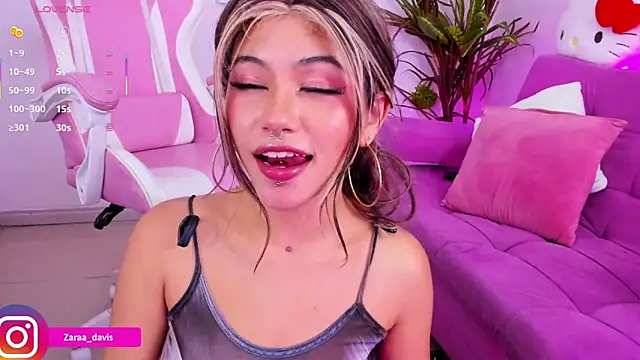 Zaradavis Live XXX Chat