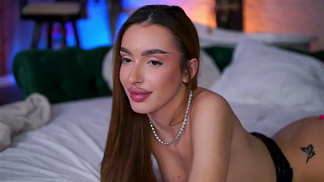 ClaraBenatti élő XXX-chatje