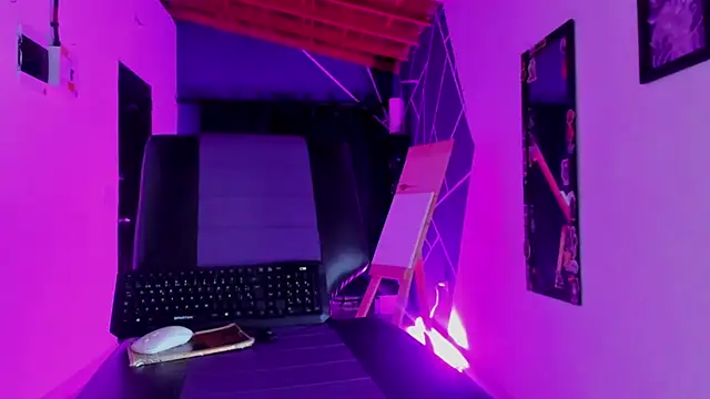 แชท XXX สดของ ink_demonxxx