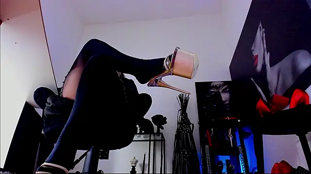 MistressDemisweet Chat XXX in diretta