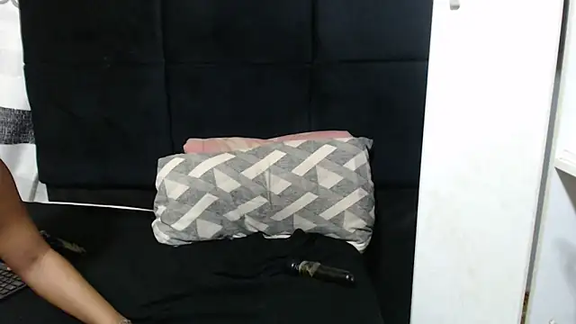 SweetHotBabby18 Live XXX Chat