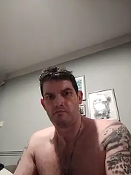 Hixxy_1025 Adlı Modelin Canlı XXX Sohbeti