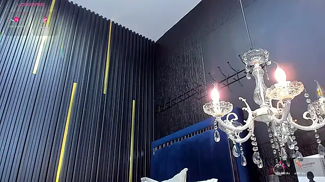 دردشة LolyYunno الجنسية المباشرة