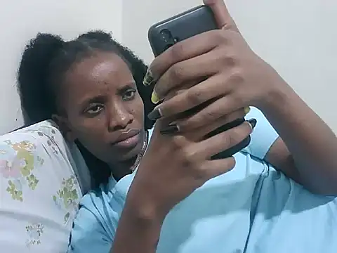 prettybeee's Webcam Show