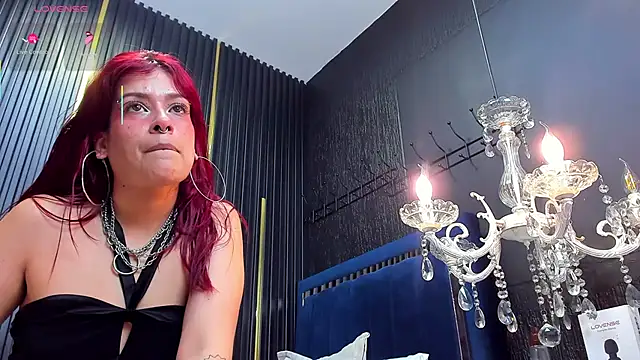 LolyYunno élő XXX-chatje