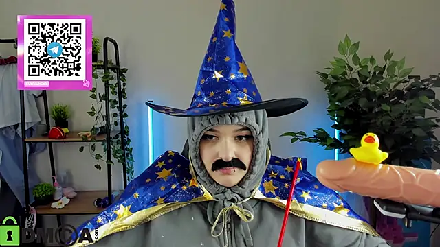 Mia_R0ss Chat XXX in diretta