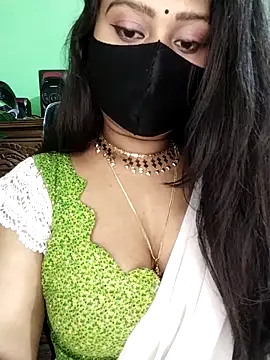 Idhika-Paul Live XXX Chat