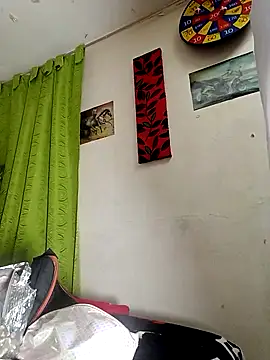 Kazsandraa Live XXX Chat