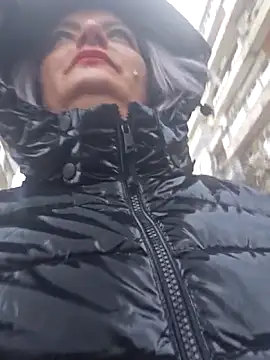 แชท XXX สดของ LadyTouch