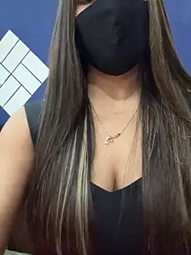 Chat XXX ao vivo de Cute-Sakhi