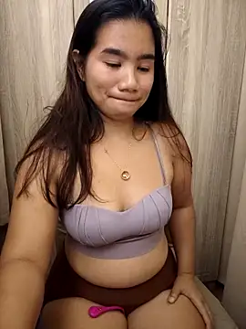 Kissy07 élő XXX-chatje