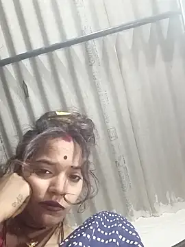 Bebby_-Doll 即時 XXX 聊天