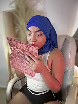 Sooffii_1 – Naživo XXX chat