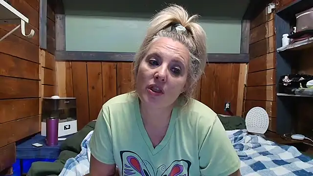 Chat XXX ao vivo de lisaxlovexxx