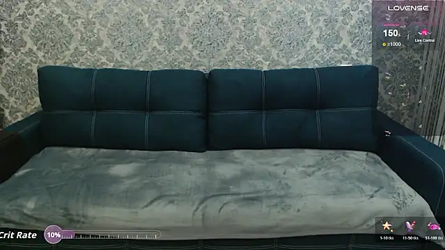 LunaRoub's Live XXX Chat