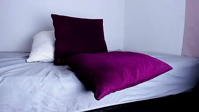 Skarleth69's Live XXX Chat