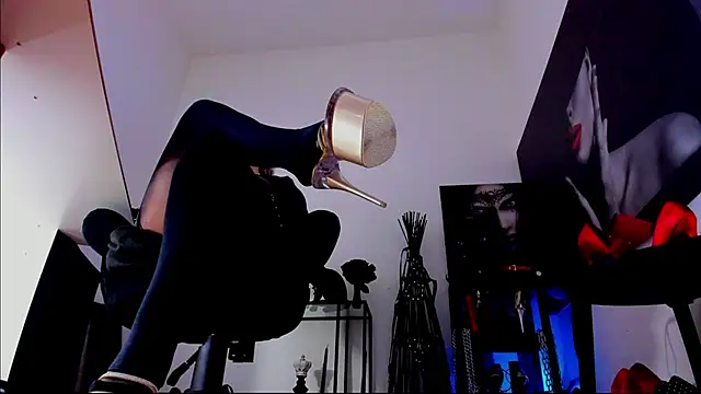 Czat XXX na żywo – MistressDemisweet