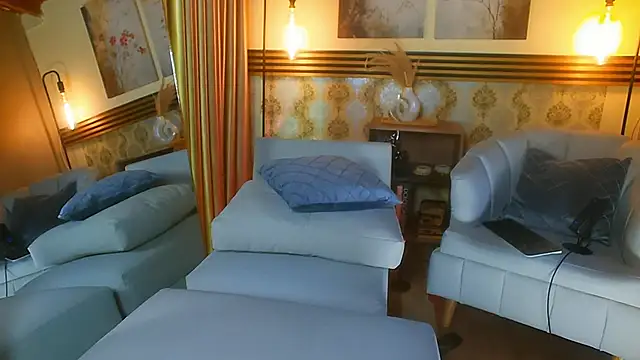 Madissononee's Live XXX Chat