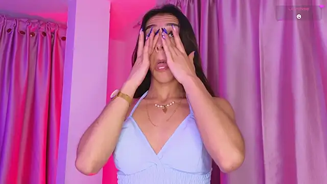 Emiily_Scott1 现场XXX聊天