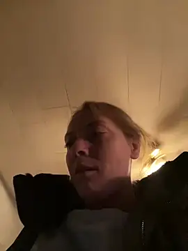 Titsandtats24: απευθείας συνομιλία ΧΧΧ