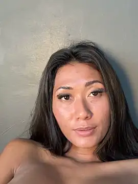 Chatroom XXX en direct de thai-dreamgirl