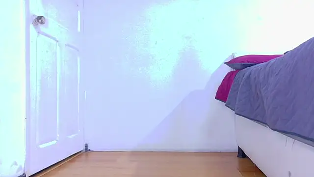 _lucysmith: απευθείας συνομιλία ΧΧΧ