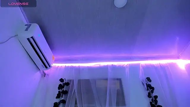 catalina_and_roger Live XXX-Chat