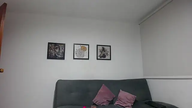 Paris_boobsbbw 即時 XXX 聊天