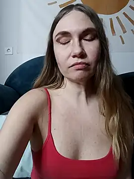 KisaVixen 即時 XXX 聊天