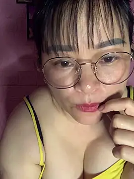 Star-sweet Adlı Modelin Canlı XXX Sohbeti