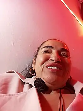 Chatroom XXX en direct de MaryRoze_