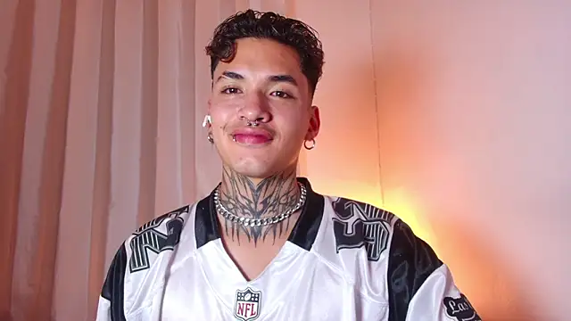 AlecBanne Chat XXX live